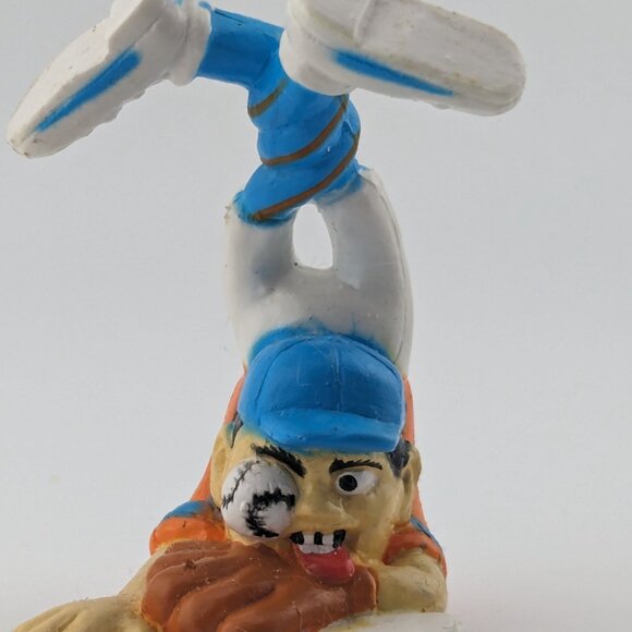 986 Vintage HG Toy SPORT FREAKS pvc figure Cake Topper Baseball Player - Picture 2 of 3